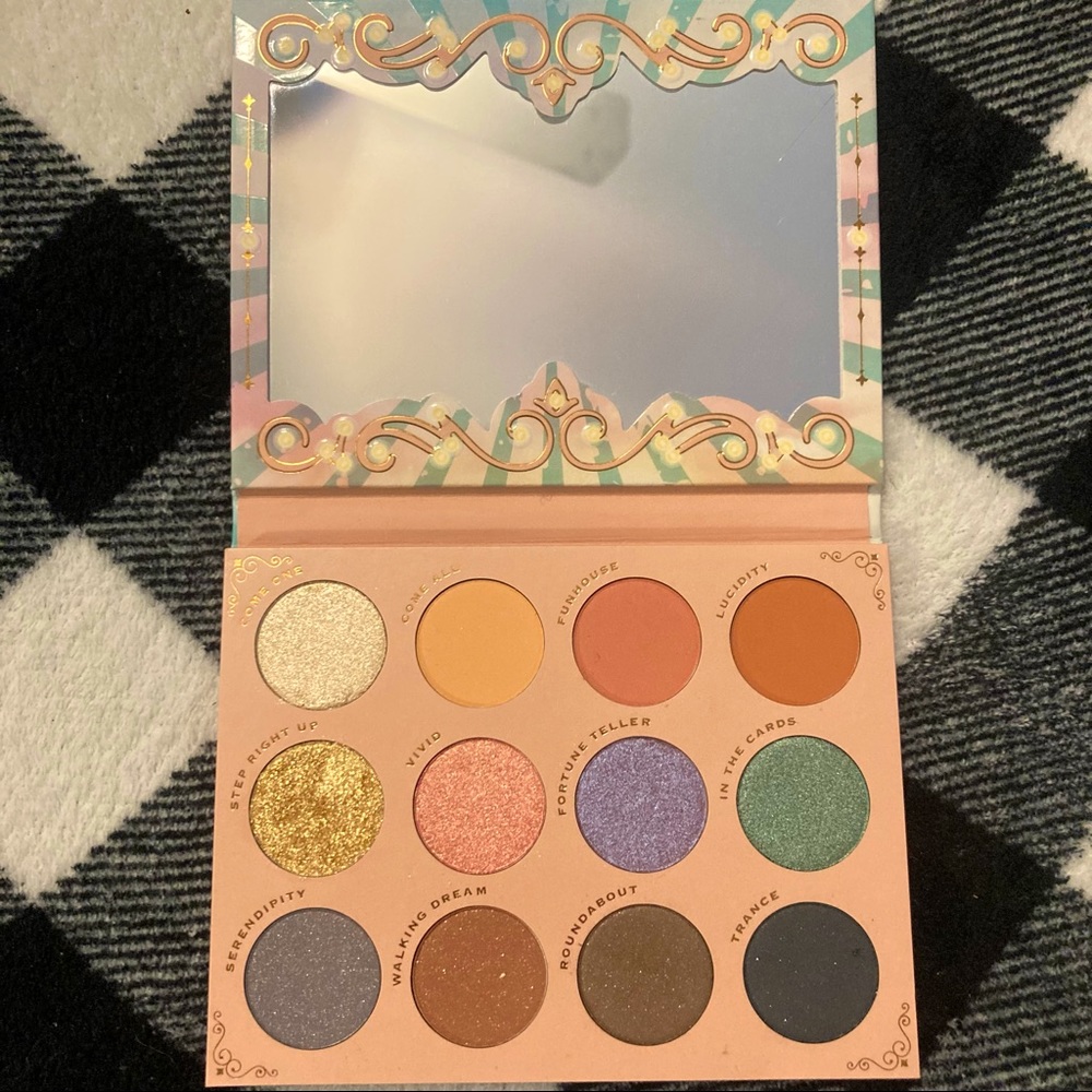 Colour Pop Ticket To Dreamland Eyeshadow Palette